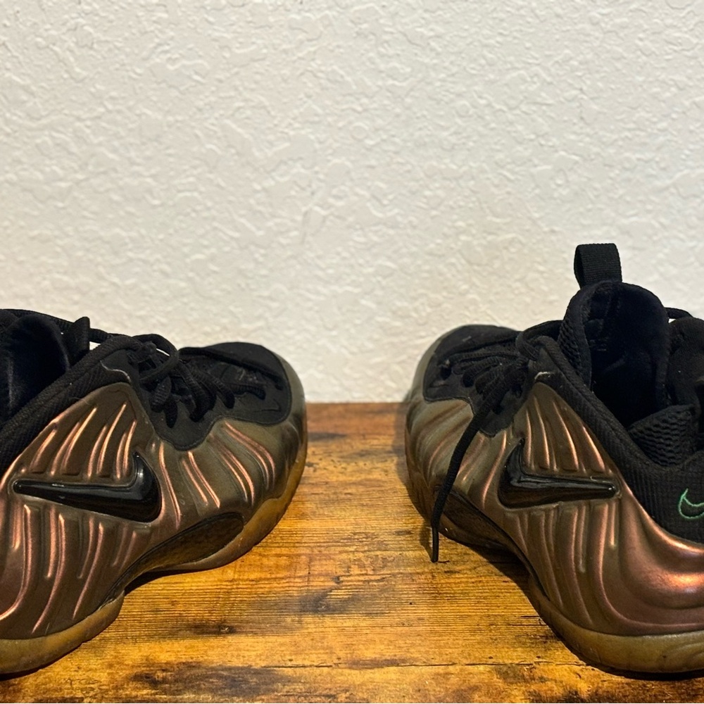 Nike Kids Foamposite Shoes - Black and Bronze
